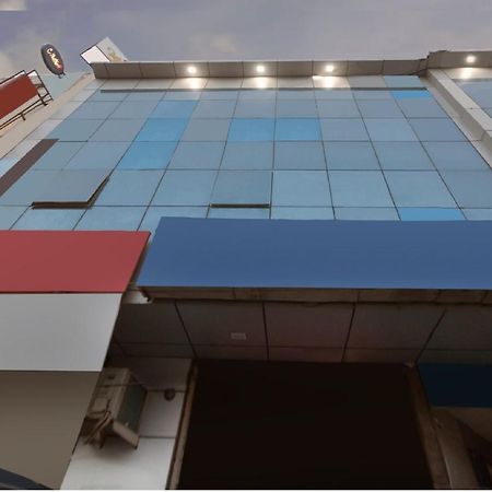 Oyo 77158 Hotel Swastik Palace Bhiwandi Exteriör bild