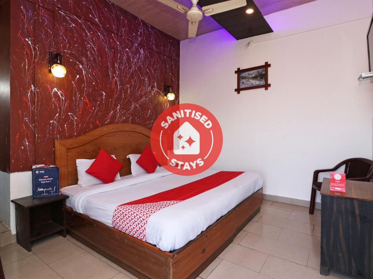 Oyo 77158 Hotel Swastik Palace Bhiwandi Exteriör bild