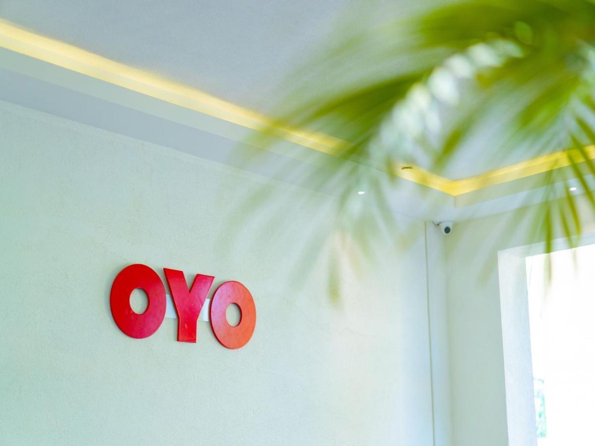 Oyo 77158 Hotel Swastik Palace Bhiwandi Exteriör bild