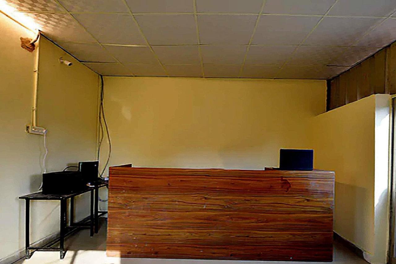 Oyo 77158 Hotel Swastik Palace Bhiwandi Exteriör bild